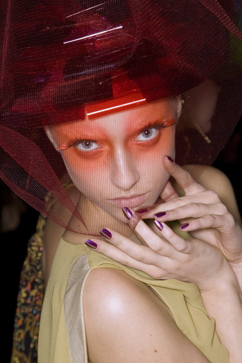 John+Galliano+Fall+2008+Details+o9opY0SPUu3x.jpg