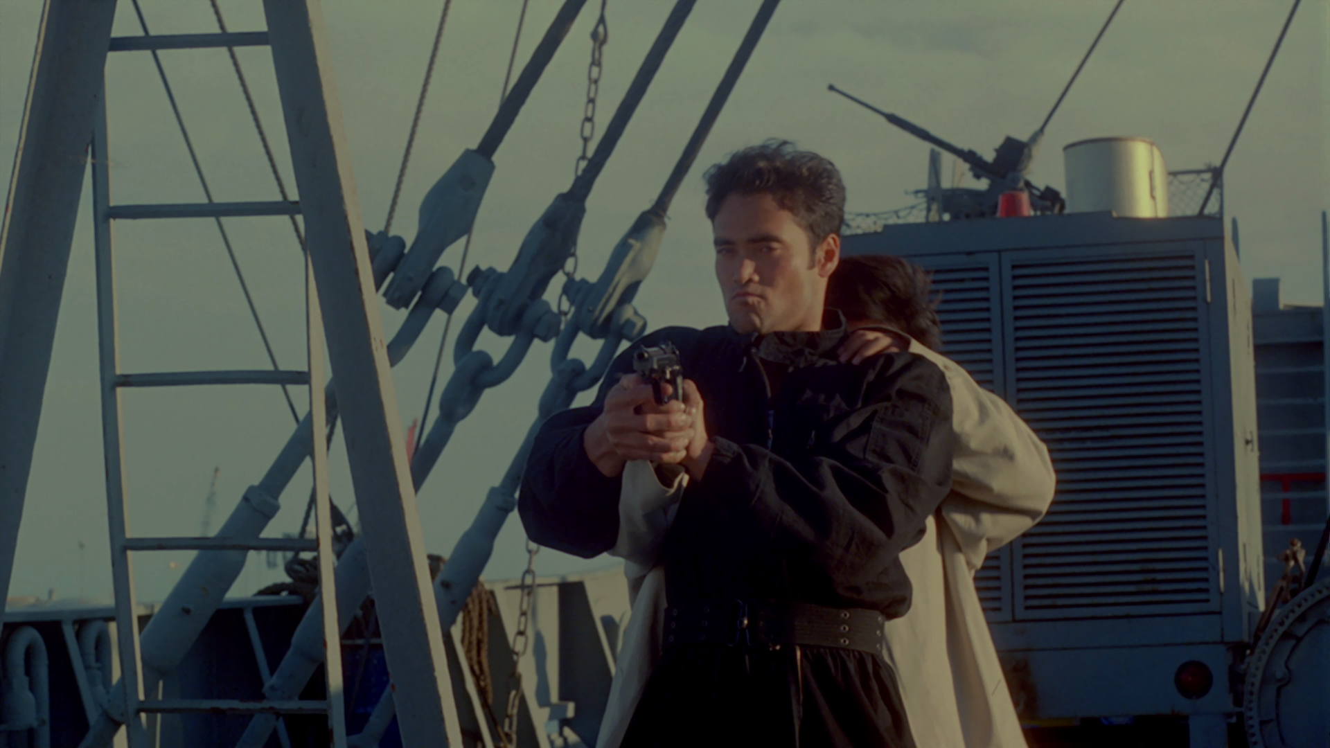Drive.1997.1080p.BluRay.Remux.Kinozal-Райдэн.mkv_snapshot_00.04.45.296.png