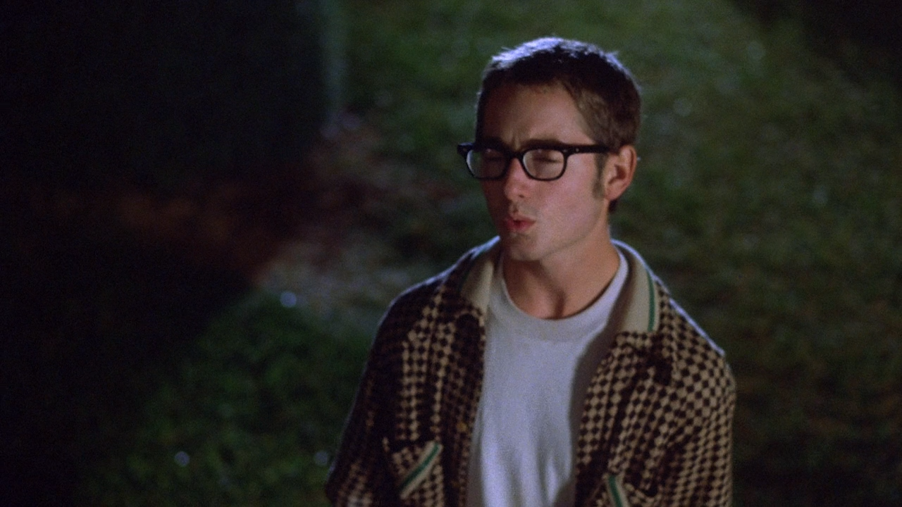 Eight.Days.A.Week.1997.720p.AMZN.WEB-DL.Kotov.mkv_snapshot_01.03.50_[2024.09.12_01.06.58].png