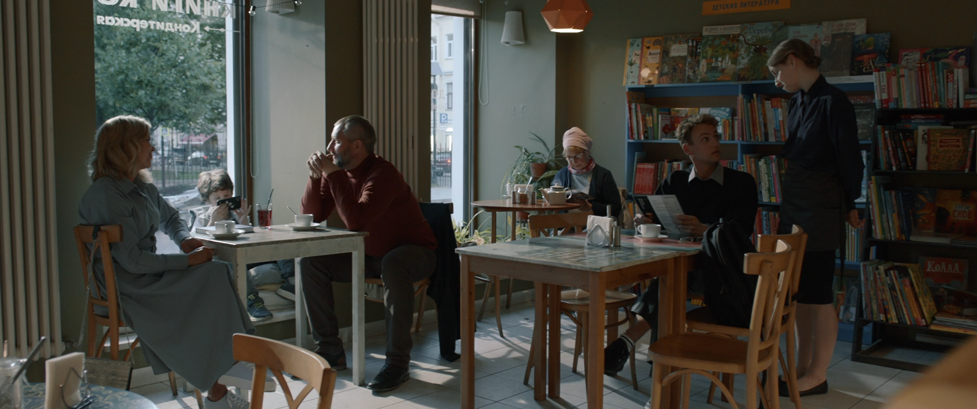 Чайка 2023 WEB-DL 1080p.mkv_snapshot_00.31.21.png