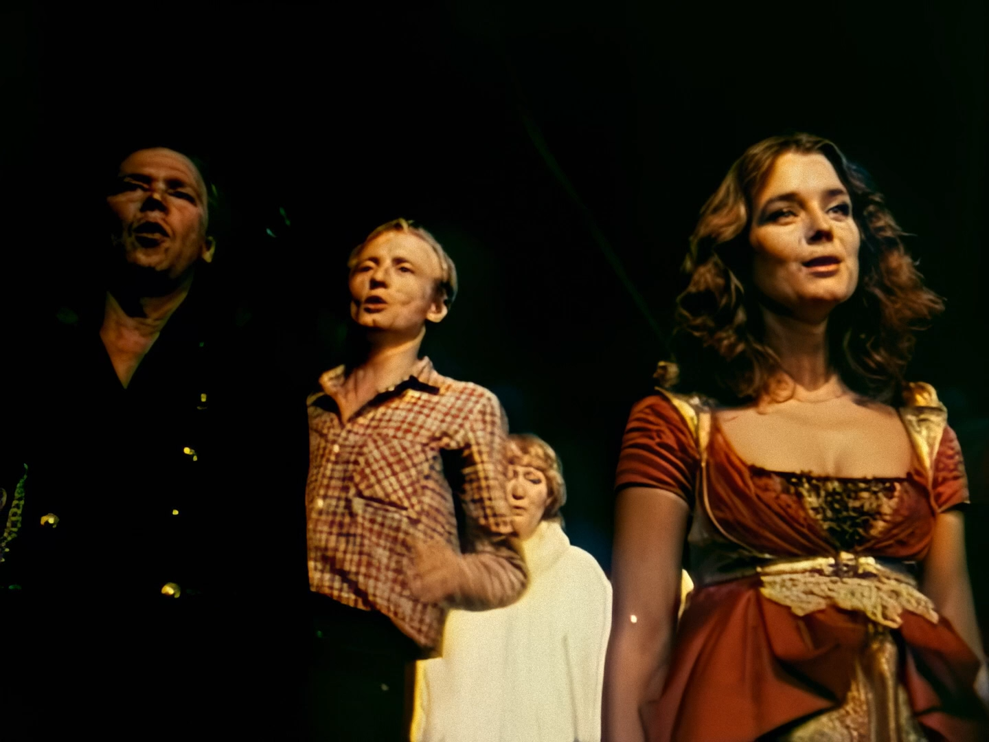 Юнона и Авось (1983)1080 AI.mkv_snapshot_01.19.52.040.png