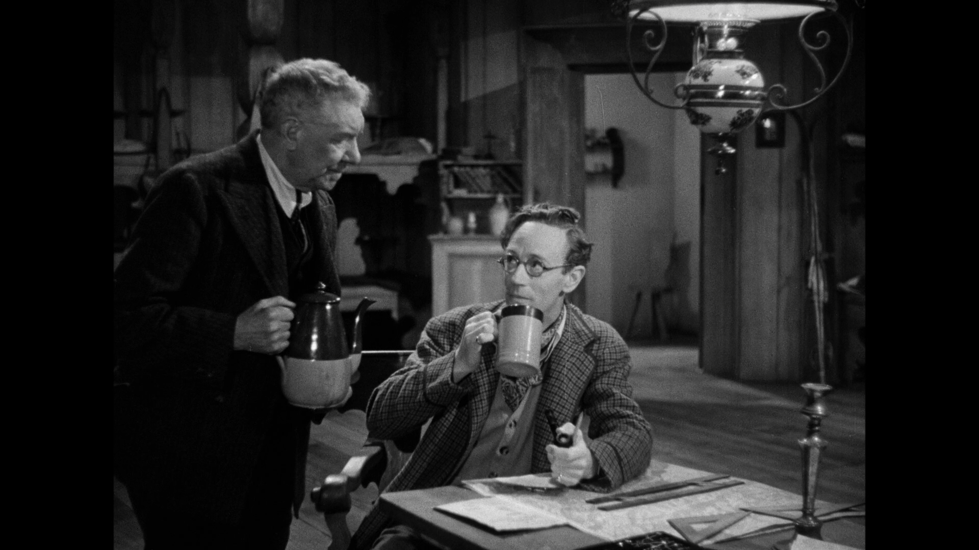 Pimpernel.Smith.1941.BDRemux.1080p.mkv_snapshot_00.19.21.459.png