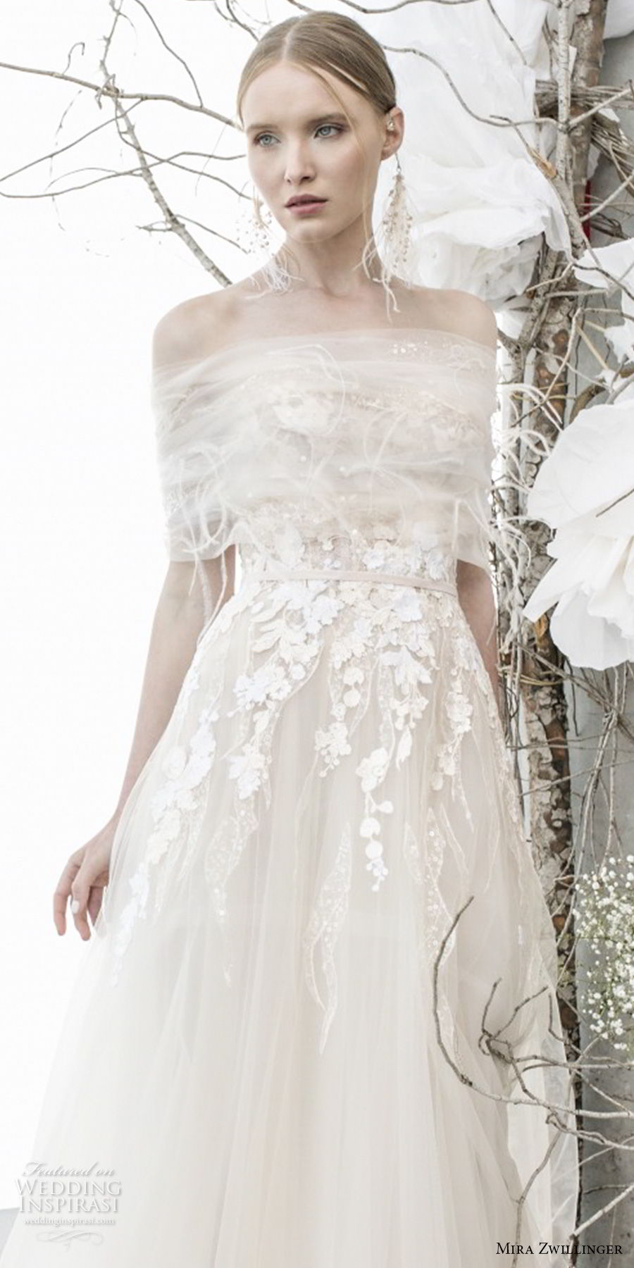 mira-zwillinger-2018-bridal-off-the-shoulder-sweetheart-_005.jpg