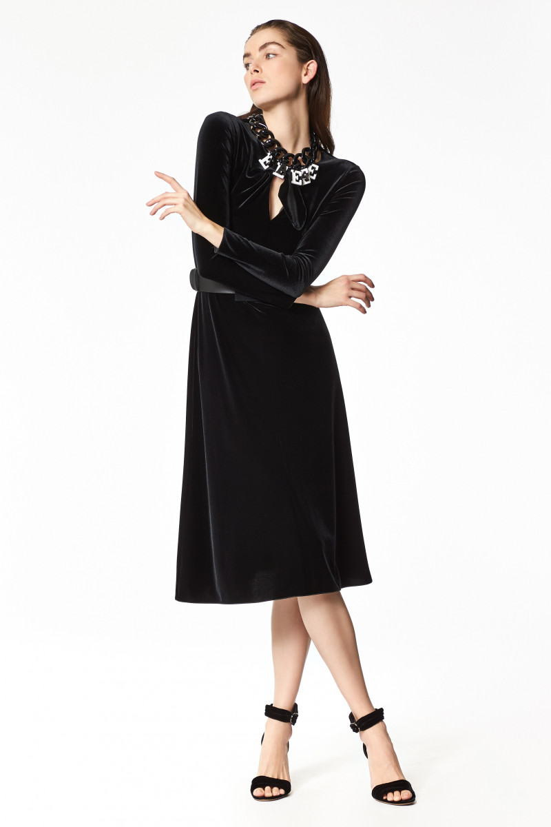 00024-emporio-armani-pre-fall-2020.jpg
