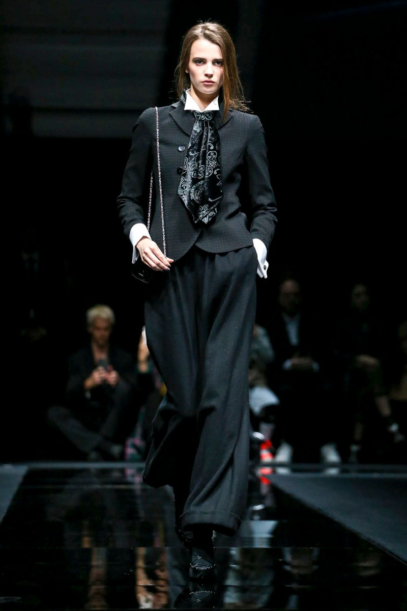 Emporio-Armani-RTW-FW20-Milan-6073-1582282335.jpg