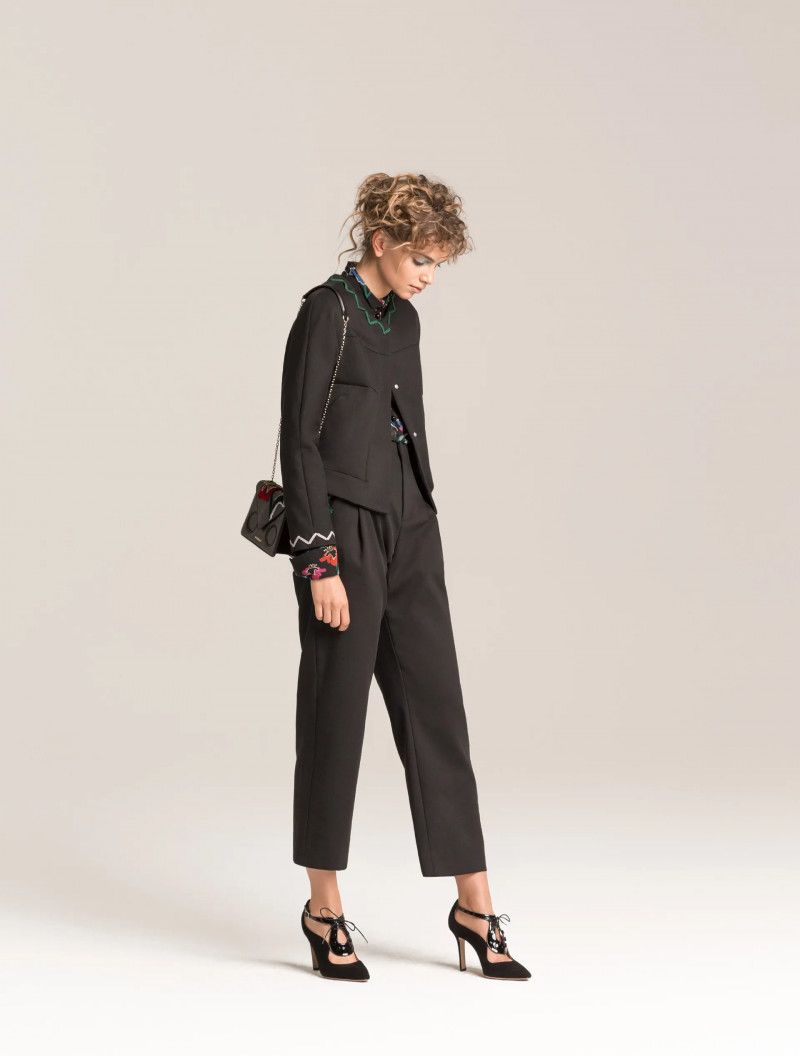 08-emporio-armani-pw-2017.webp