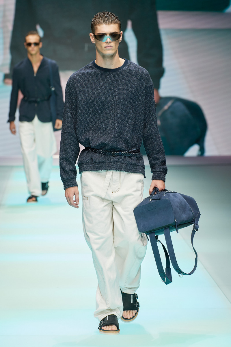 00010-Emporio-Armani-Spring-22-RTW-Milan-credit-gorunway.JPG