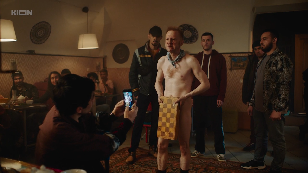 Dorogoy.rodstvennik.S01.E01.2025.WEB-DL.720p.ExKinoRay.mkv_snapshot_33.45.png