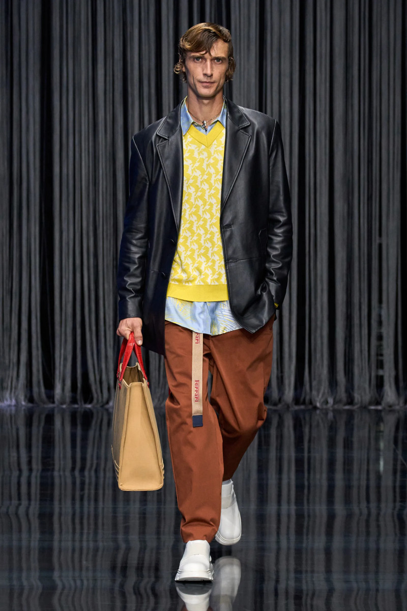 00020-ferrari-spring-2023-ready-to-wear-credit-gorunway.webp