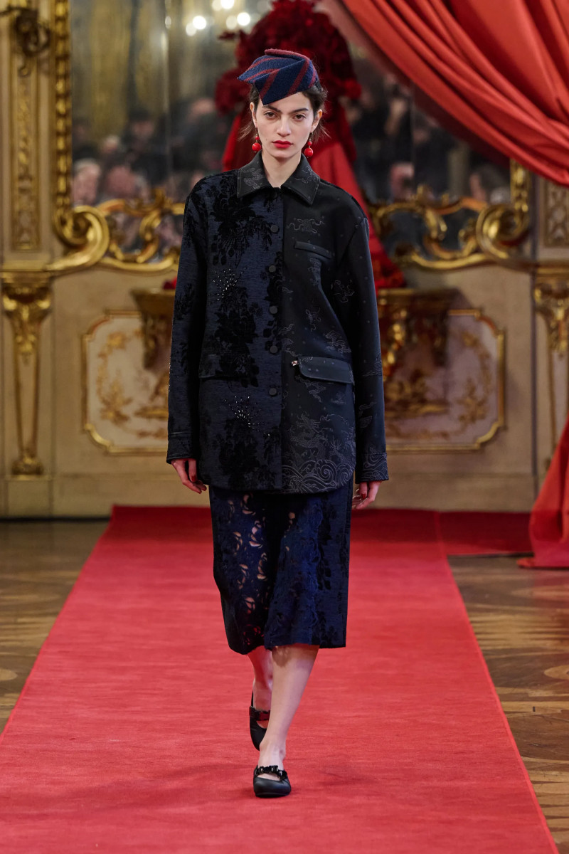 00029-hui-fall-2025-ready-to-wear-credit-brand.webp