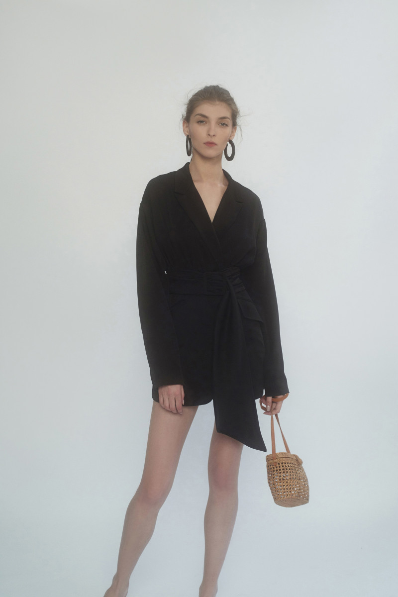 00010-Marissa-Webb-Resort-2020-credit-Chris-Parente.jpg