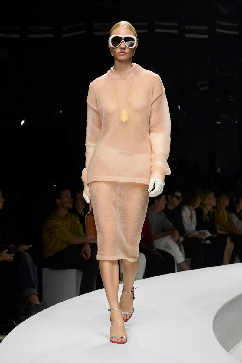 00013-ferrari-spring-2024-ready-to-wear-credit-gorunway.webp
