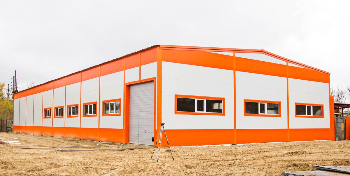 Строительство зданий из сэндвич-панелей под ключ в Москве и Краснодаре: сроки, преимущества, типы объектов