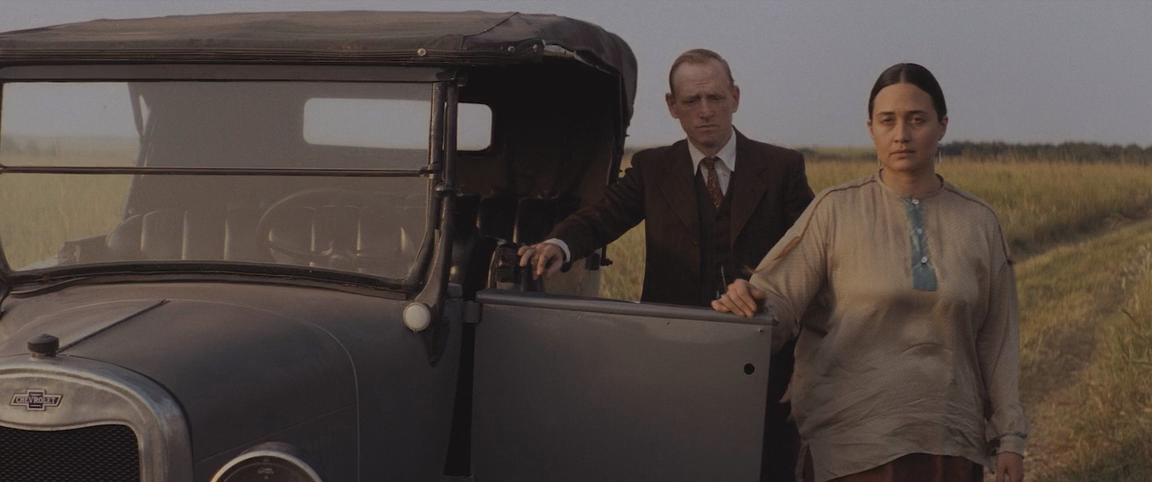 Убийцы цветочной луны (2023) HDRip-AVC_ivanes.mkv_20250310_161633.459.png