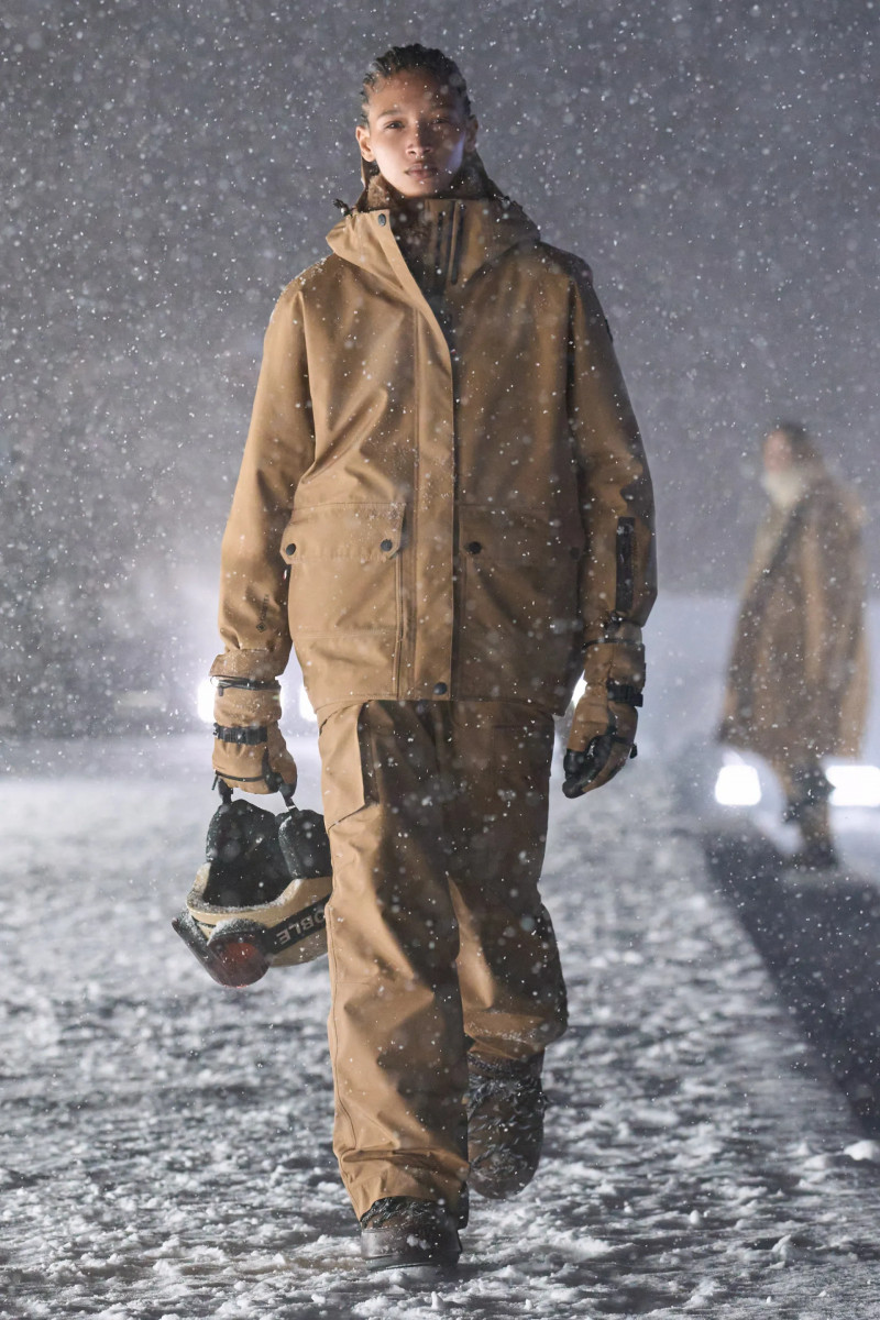 00007-moncler-grenob-fall-2025-ready-to-wear-credit-brand.webp
