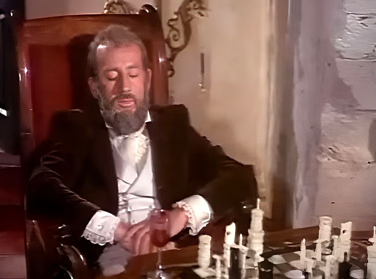 Грибной человек /El Hombre De Los Hongos/ 1975  (0:33:05 / 1:49:42)