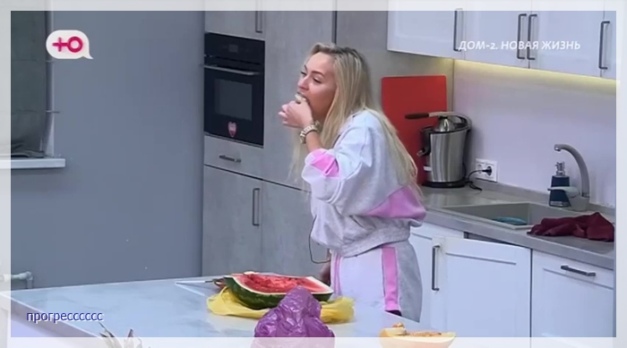 https://i8.imageban.ru/out/2025/07/19/04313ad707cd0fcbe66e2cf974ae007e.jpg
