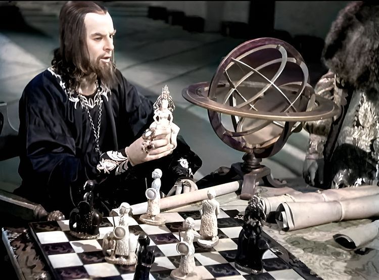 Иван Грозный, 1944 (2:32:22 / 2:56:57)