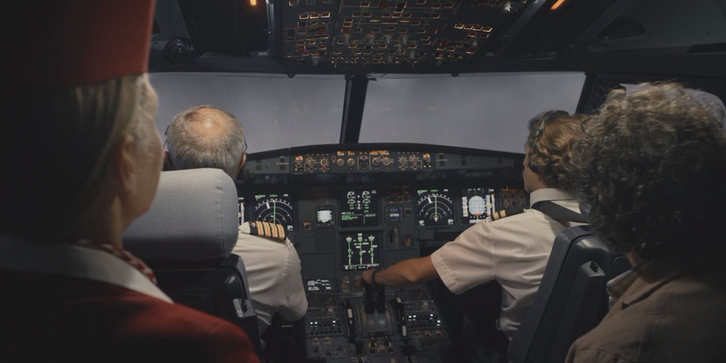 Увидеть Париж и… (2024) HDRip-AVC_ivanes.mkv_20250824_112045.920.png