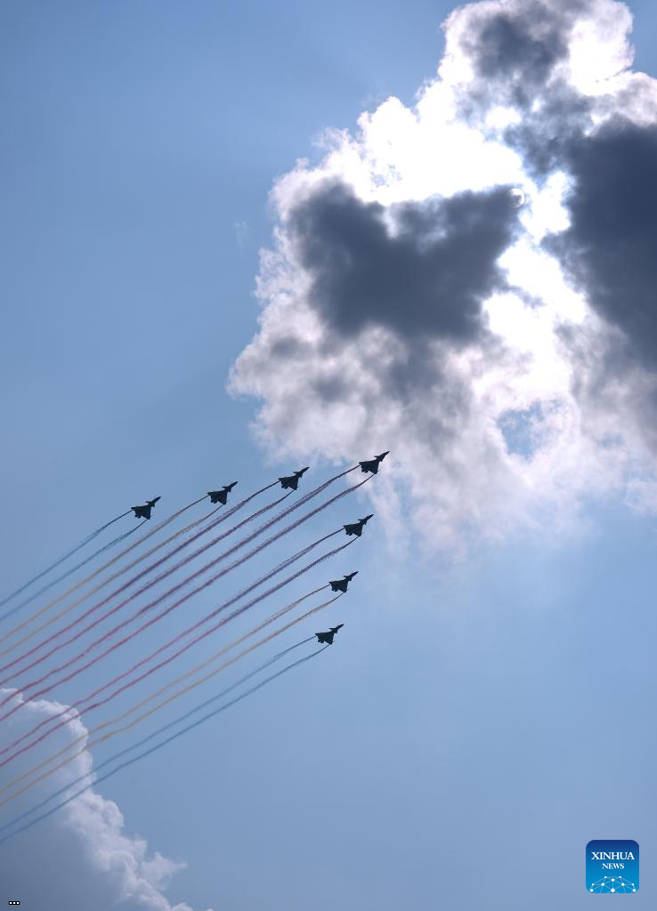 8 - DWxNoGfbIov9rNKt.jpg