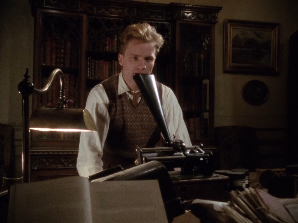 Женщина в чёрном.1989.BDRip 720p msltel.mkv_snapshot_00.56.03.225.jpg