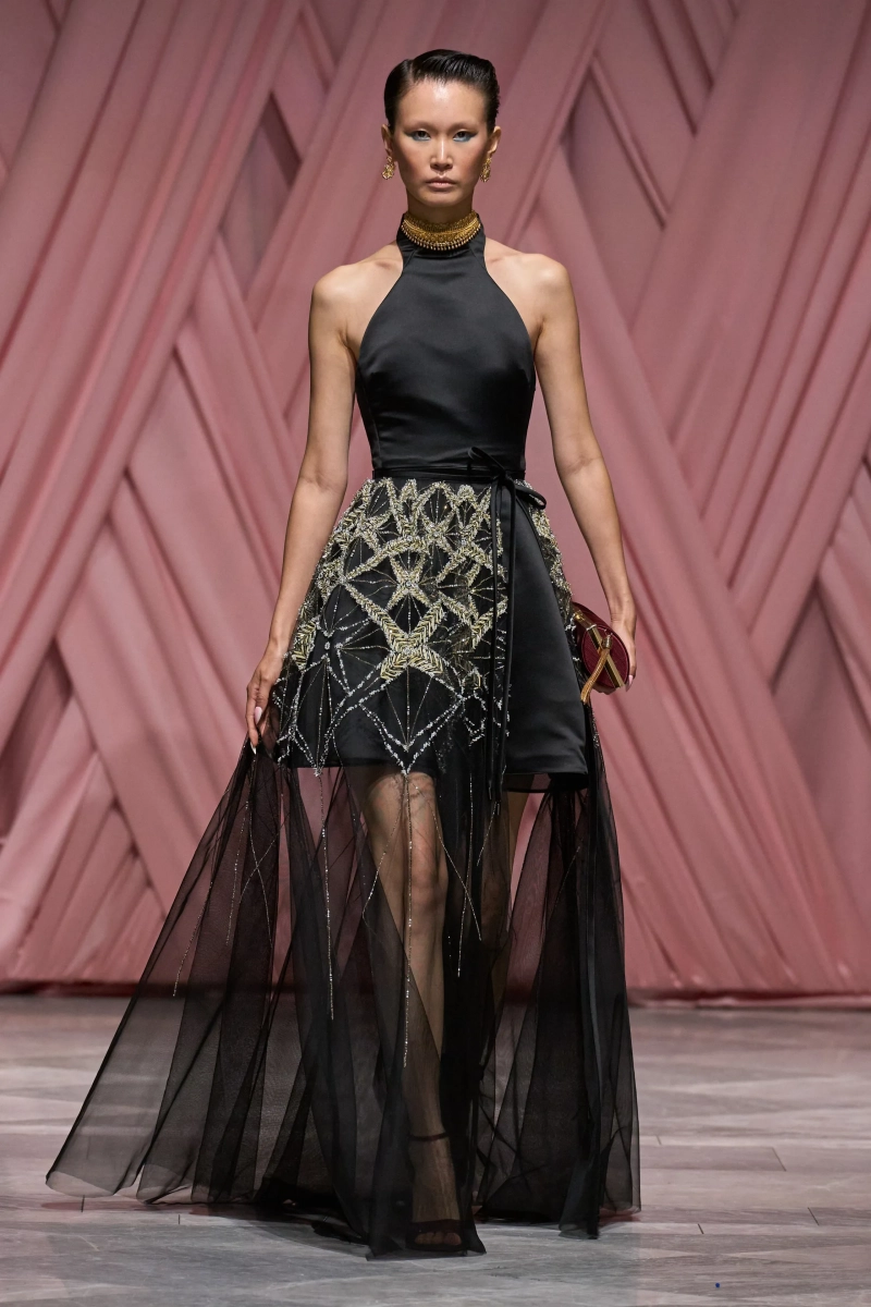 00030-bibhu-mohapatra-spring-2026-ready-to-wear-credit-gorunway.webp