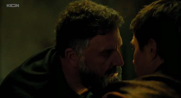 01. Бар Один звонок .2025.WEB-DLRip.Files-x.avi_snapshot_06.42.png