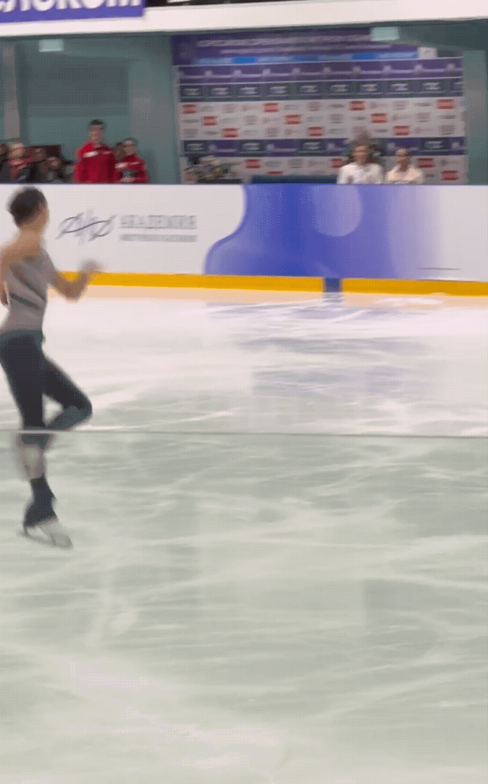 https://i8.imageban.ru/out/2025/10/13/ea69a2af338a496cbbdf8609fac1fd65.gif