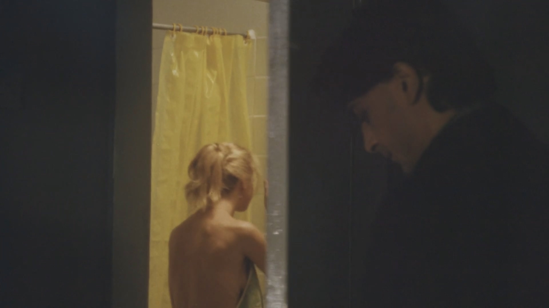 Анжелика Неволина Приятель покойника (1997) HD 1080.mp4_000004.074.jpg