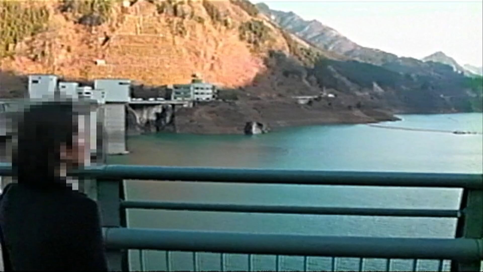 Tokyo Videos of Horror 2 ? Yami Douga 2 ? ???2 (2012) (1080p).mkv_snapshot_00.04.18.024.jpg