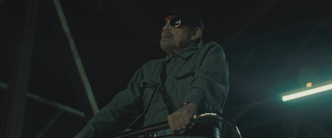 Долгая прогулка (2025) WEB-DLRip-AVC__ivanes.mkv_20251105_222955.902.png