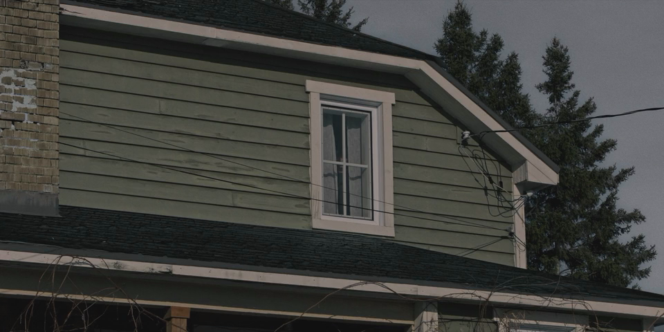 Другие. Новая обитель (2025) WEB-DLRip-AVC_ivanes.mkv_20251105_225956.652.png