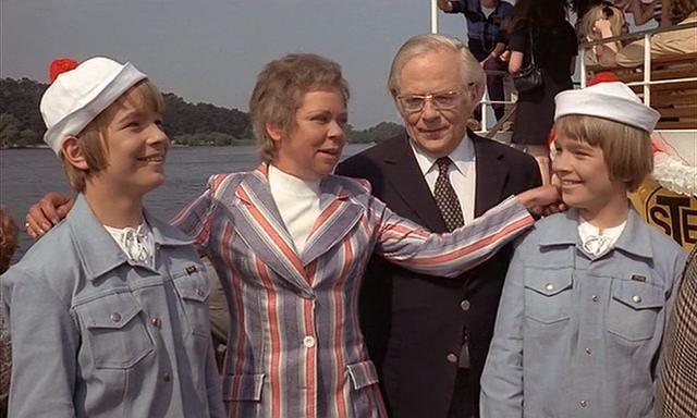 Unser Willi ist der Beste (1971)_RU_DE_Grampy.mkv_snapshot_01.19.05.541.png