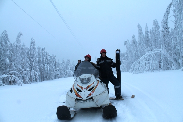 «Россети Урал» борются с ледяными «шубами» на ЛЭП в Прикамье