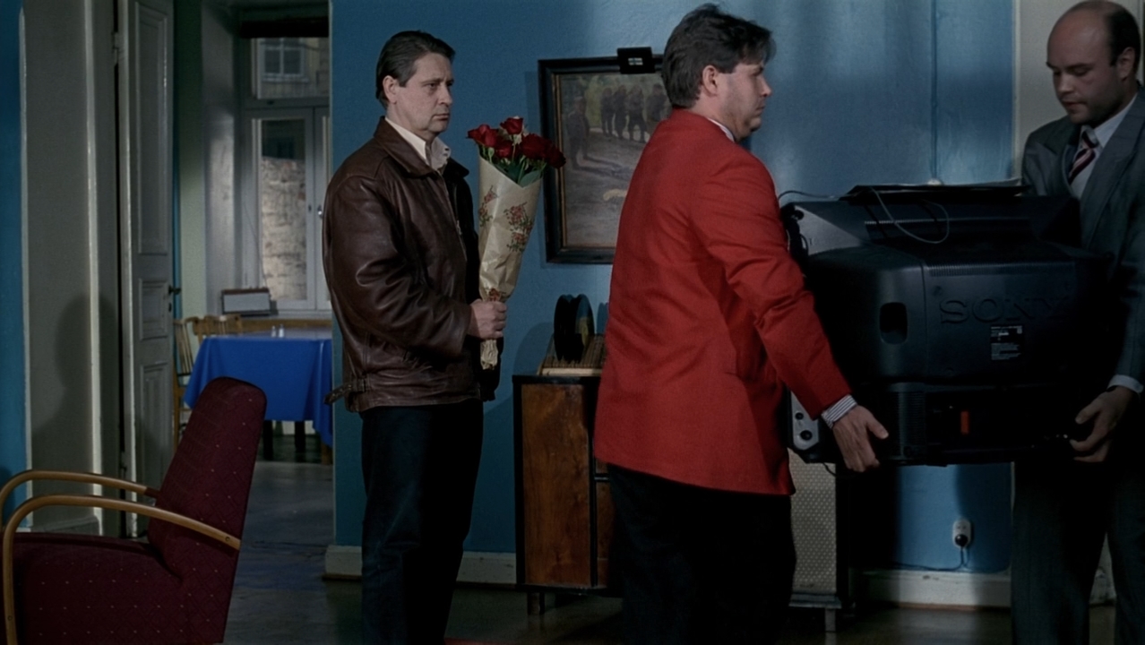 Вдаль уплывают облака.1996.BDRip 720p msltel.mkv_snapshot_01.08.39.189.jpg