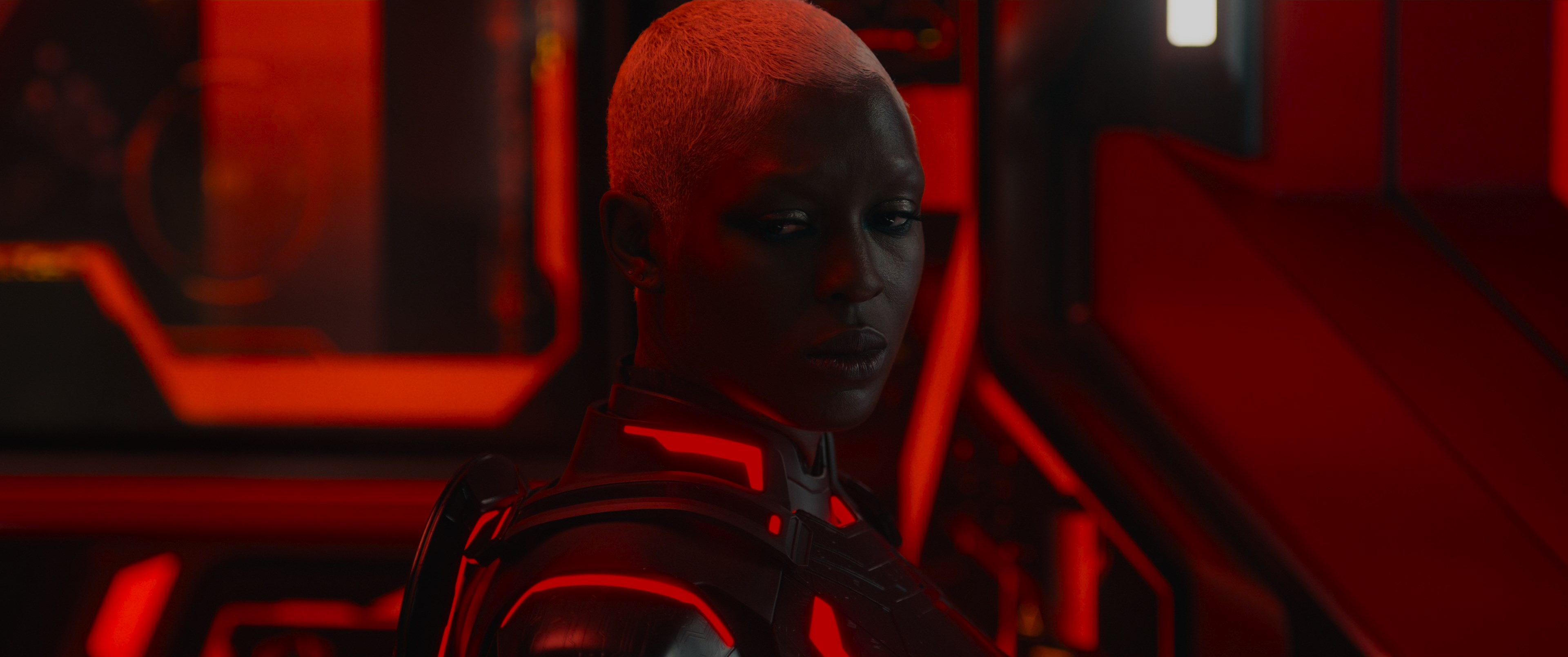 Tron Ares (2025) BDRip 2160p-NVENC 10 bit [HDR].mkv_snapshot_00.48.52.930.jpg