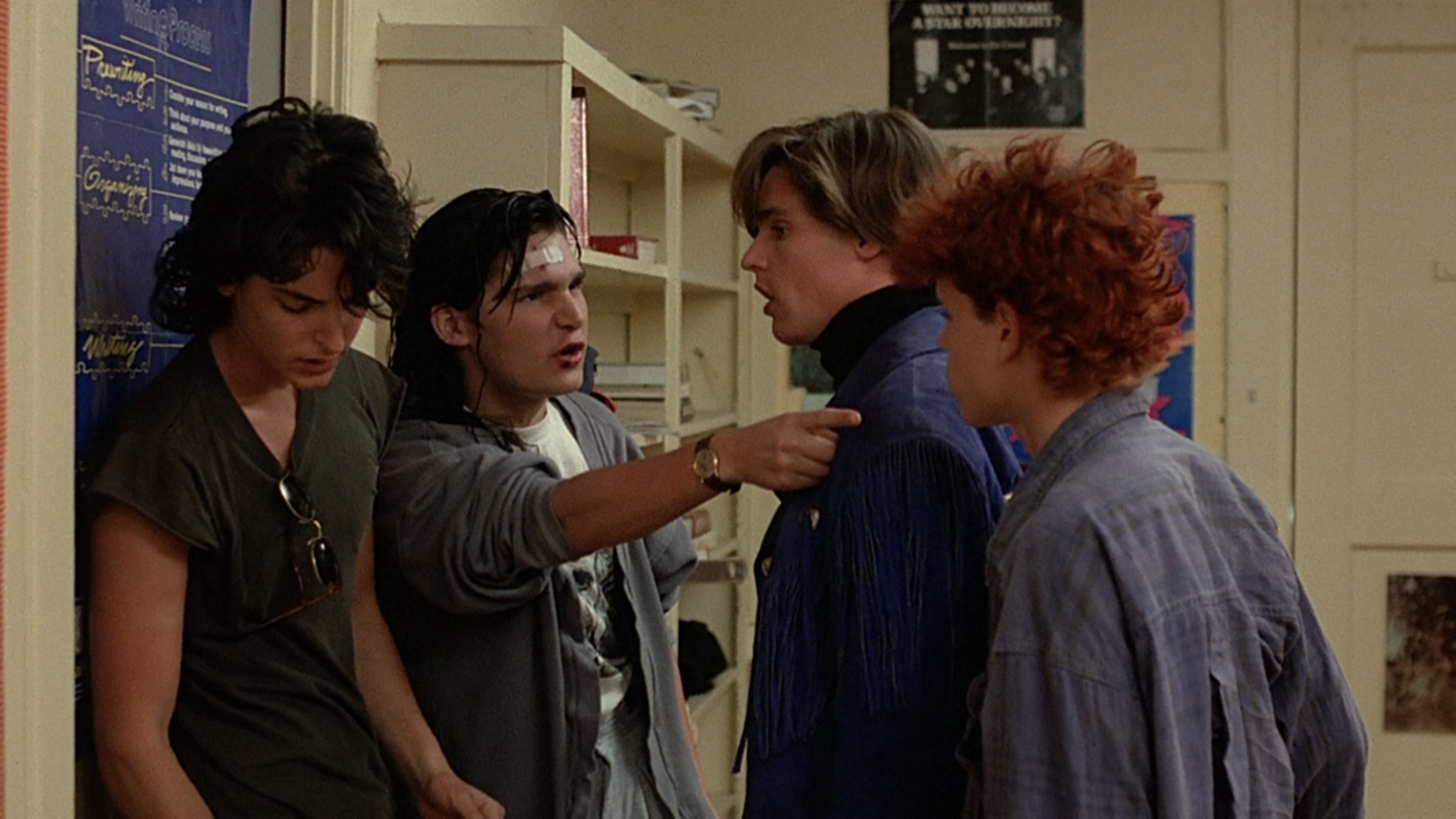 Dream a Little Dream 1989 BDRemux 1080p.mkv_snapshot_01.20.32.png