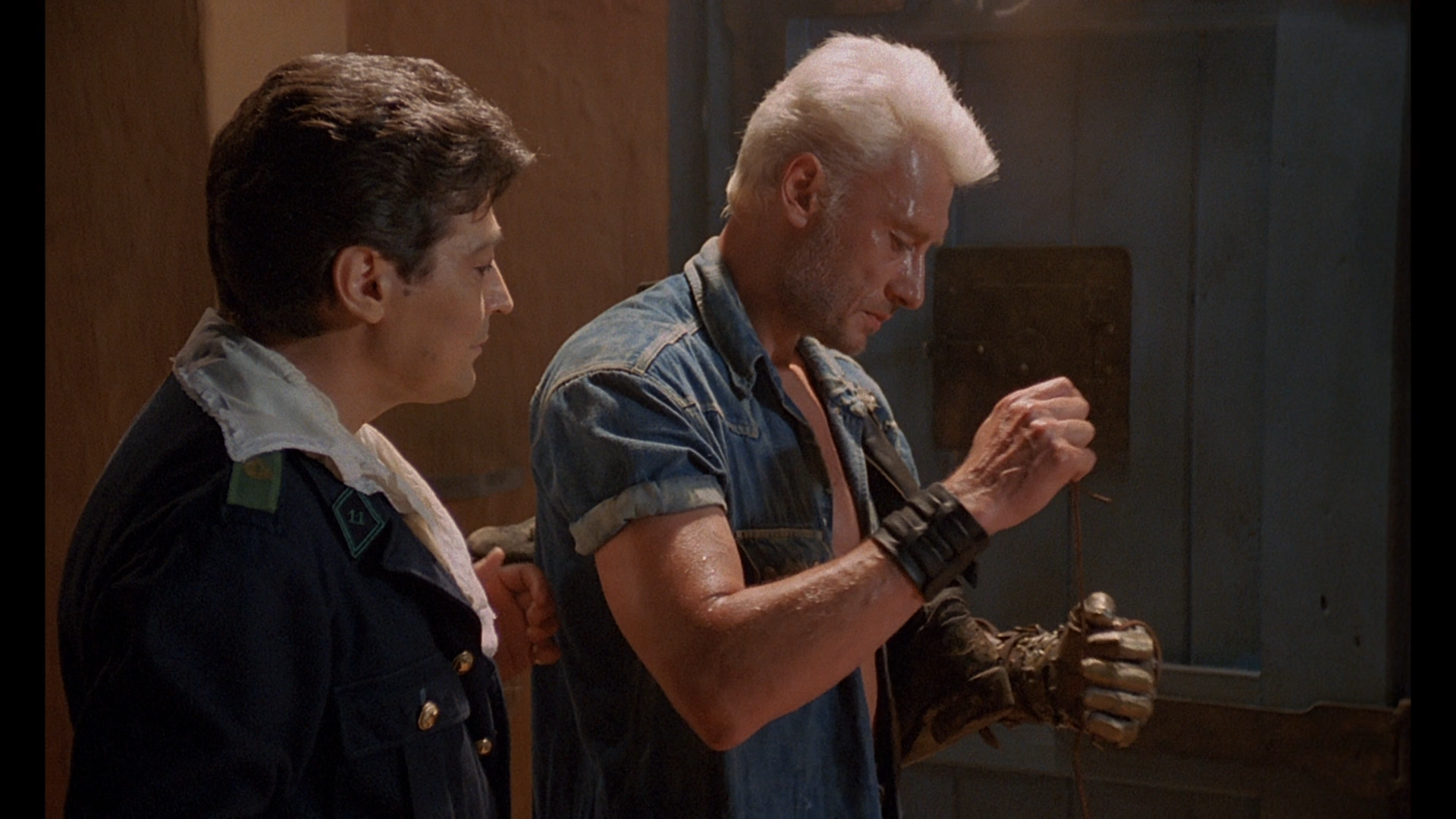 Terminus.1987.Uncut.French.BDRemux.1080p.mkv_snapshot_00.28.12.png