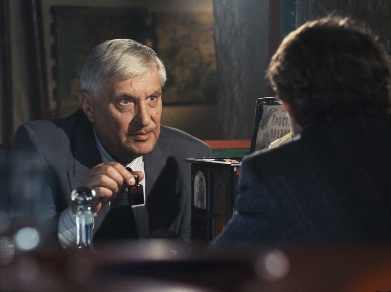 Яды, или Всемирная история отравлений.2001.BDRip AVC msltel.mkv_snapshot_00.24.12.001.jpg