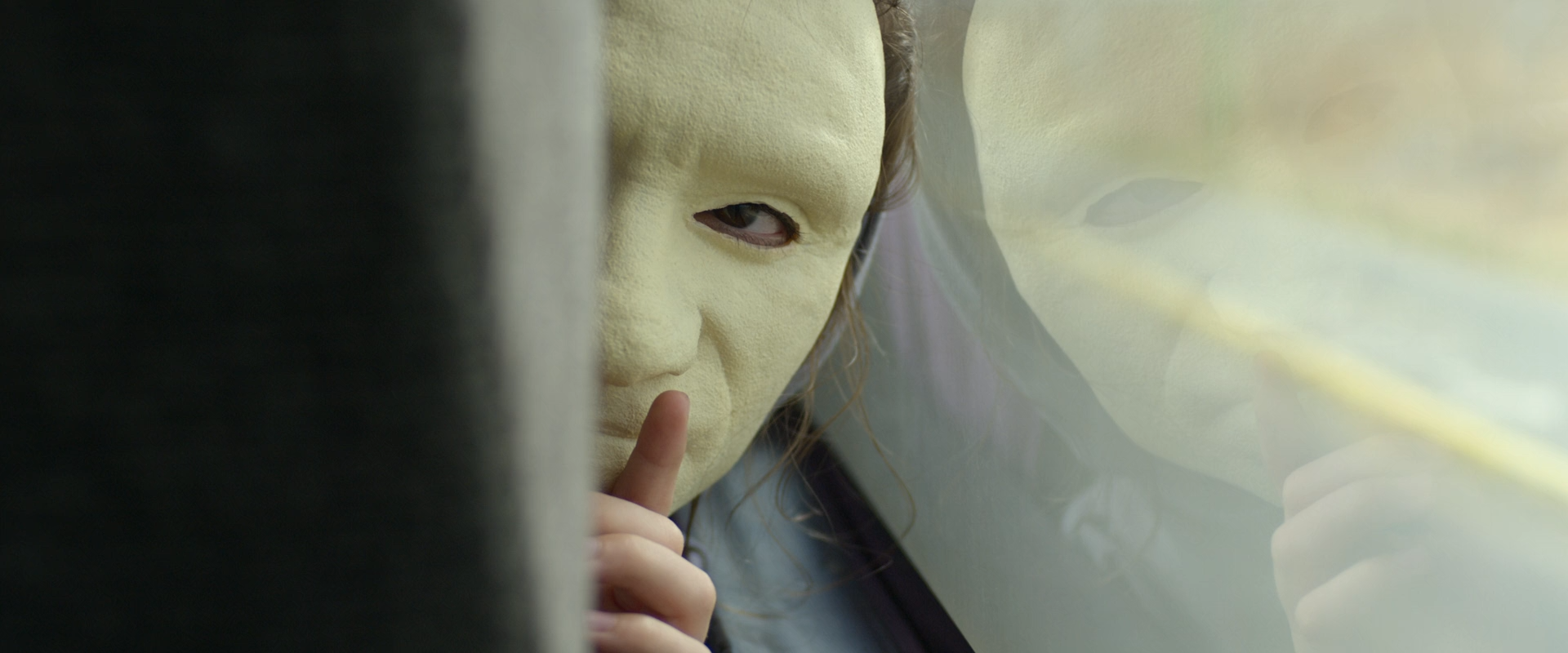 Rabia.2023.WEB-DL.1080p.RUS.SPA.ENG..En.Es.sub.mkv_snapshot_00.02.28.png
