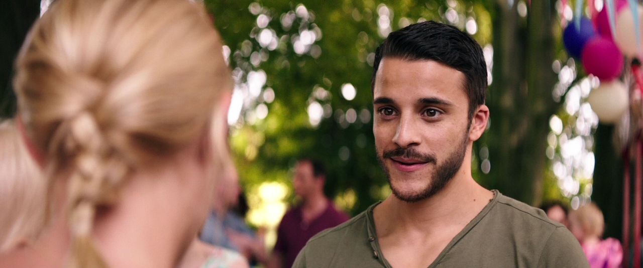 3 турка и 1 младенец.2015.BDRip 720p msltel.mkv_snapshot_01.32.28.750.jpg