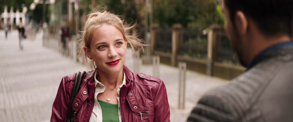 3 турка и 1 младенец.2015.BDRip AVC msltel.mkv_snapshot_00.07.44.625.jpg