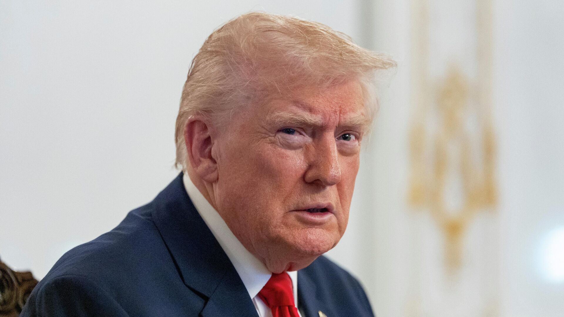 Трамп в пятницу встретится с руководителями нефтяных компаний, сообщает AP