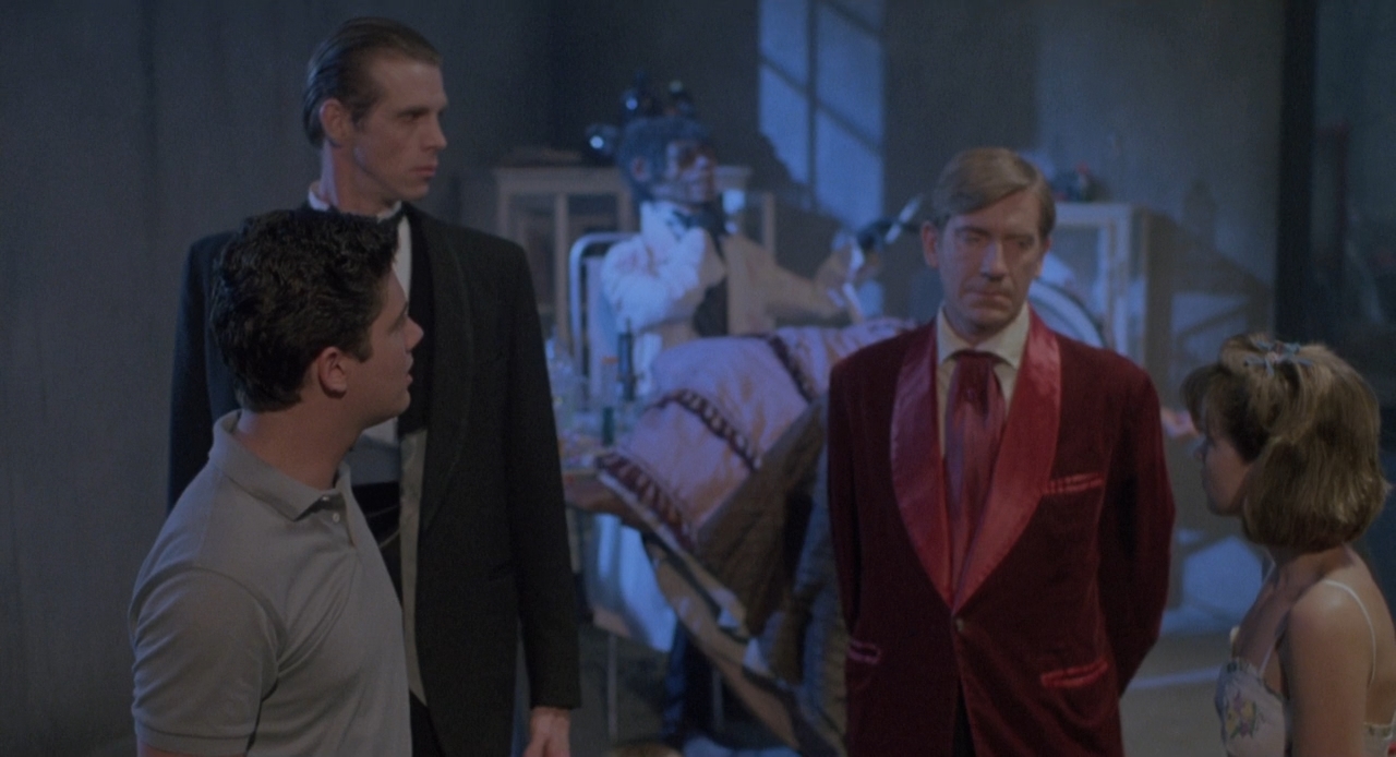 Музей восковых фигур.1988.BDRip 720p msltel.mkv_snapshot_01.18.37.794.jpg