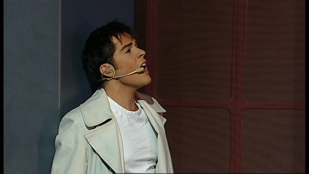 dvd_snapshot_01.27.43.920.png