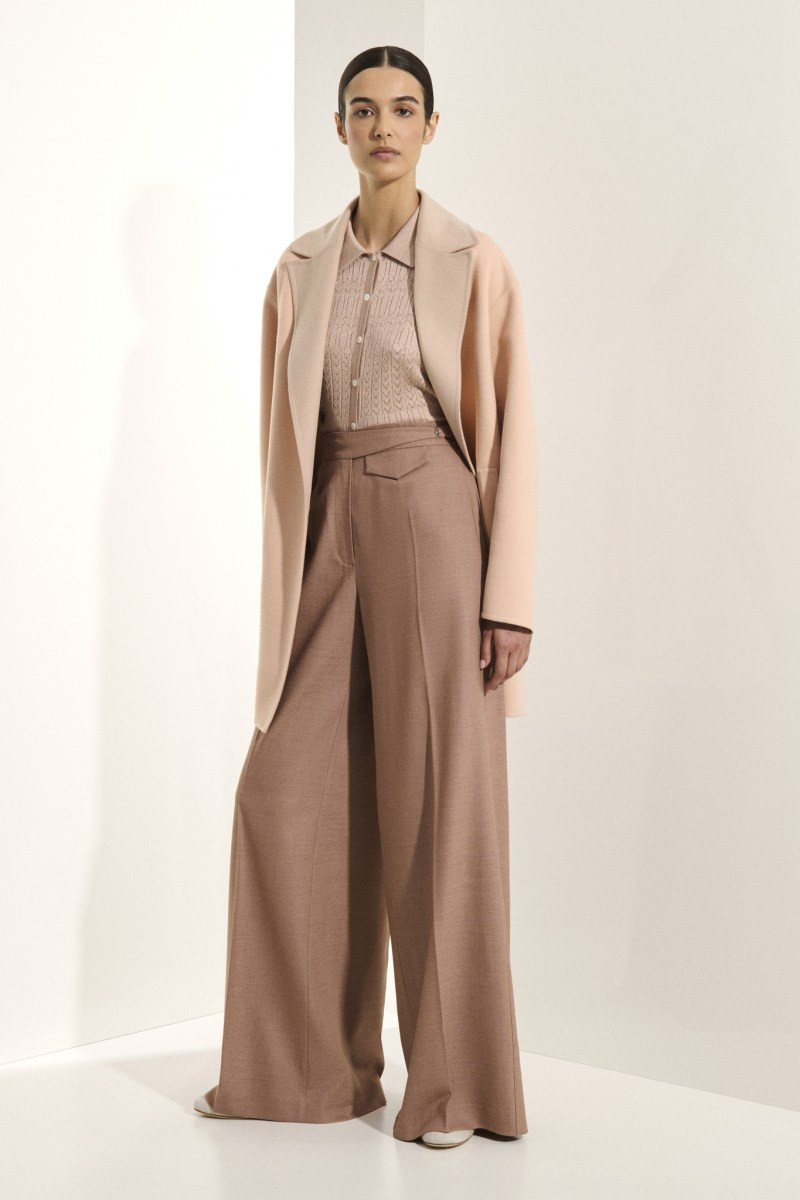 kiton-spring-26-rtw-r-ctsy-003.jpeg