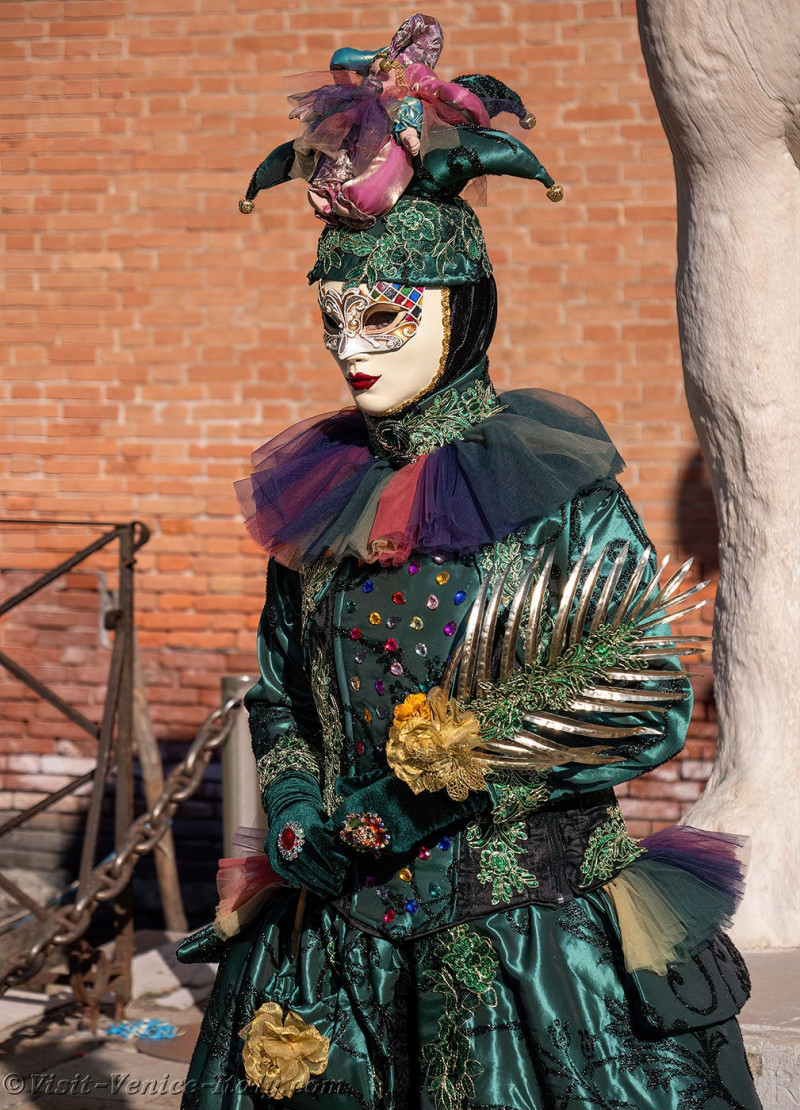 venice-carnival-mask-costume-arsenal-251.jpg