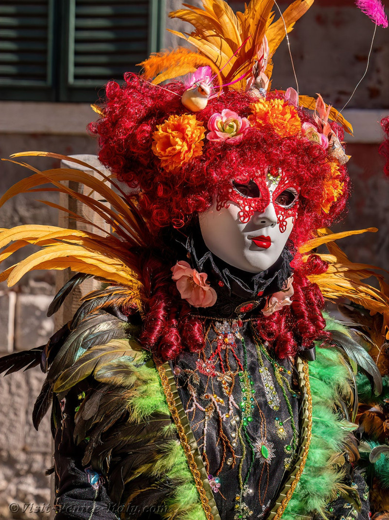 venice-carnival-mask-costume-arsenal-079.jpg