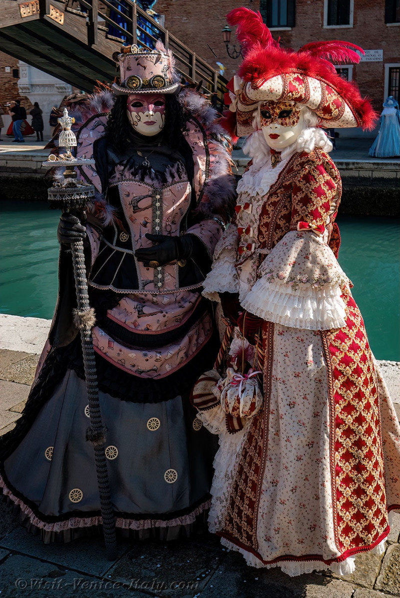 venice-carnival-mask-costume-arsenal-474.jpg