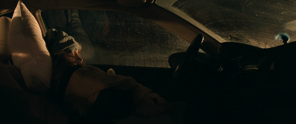 Горничная (2025) WEB-DLRip-AVC_ivanes.mkv_20260204_145814.658.png